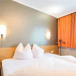게스트하우스 Gaestehaus Hornegger 3*