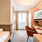 게스트하우스 Gaestehaus Hornegger 3*
