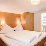 Gaestehaus Hornegger 게스트하우스