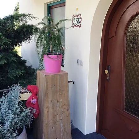 Gaestehaus Hornegger بيت ضيافة مايرهوفن
