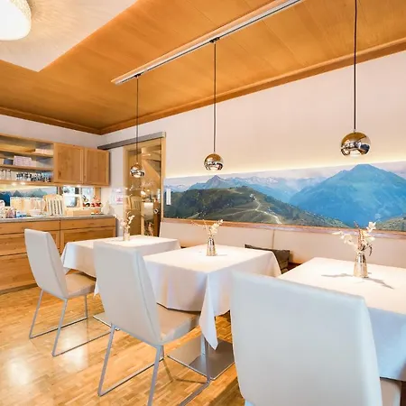 Gaestehaus Hornegger بيت ضيافة
