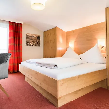 Gaestehaus Hornegger Πανσιόν 3*